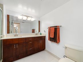 7579 NW 79th Avenue 201, Tamarac FL 33321