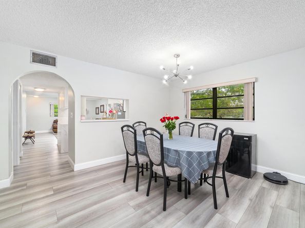 7579 NW 79th Avenue 201, Tamarac FL 33321