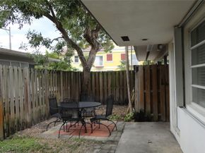 1215 NE 18th Ave, Fort Lauderdale FL 33304