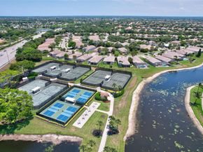 8049 Aberdeen Dr 101, Boynton Beach FL 33472