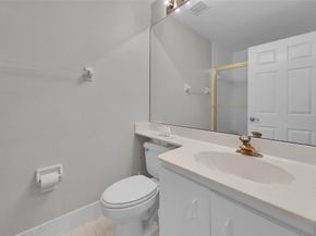 8049 Aberdeen Dr 101, Boynton Beach FL 33472
