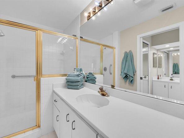 8049 Aberdeen Dr 101, Boynton Beach FL 33472