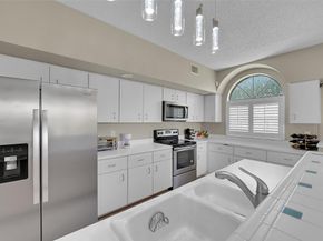 8049 Aberdeen Dr 101, Boynton Beach FL 33472