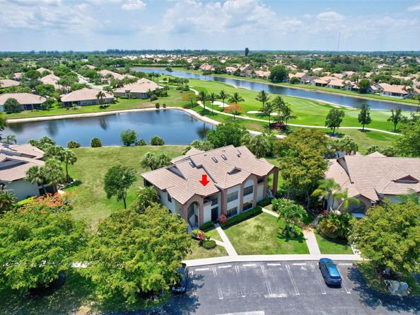 8049 Aberdeen Dr 101, Boynton Beach FL 33472