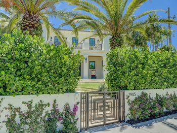 7905 S Flagler Drive