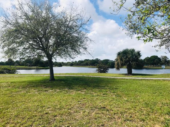 2381 Sunset Avenue 406, Lake Worth Beach FL 33461
