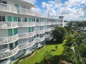 2381 Sunset Avenue 406, Lake Worth Beach FL 33461