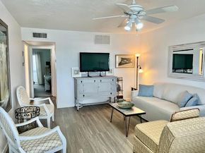 2381 Sunset Avenue 406, Lake Worth Beach FL 33461