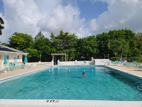 2381 Sunset Avenue 406, Lake Worth Beach FL 33461