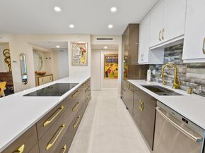 100 SE 5th Avenue 306, Boca Raton FL 33432