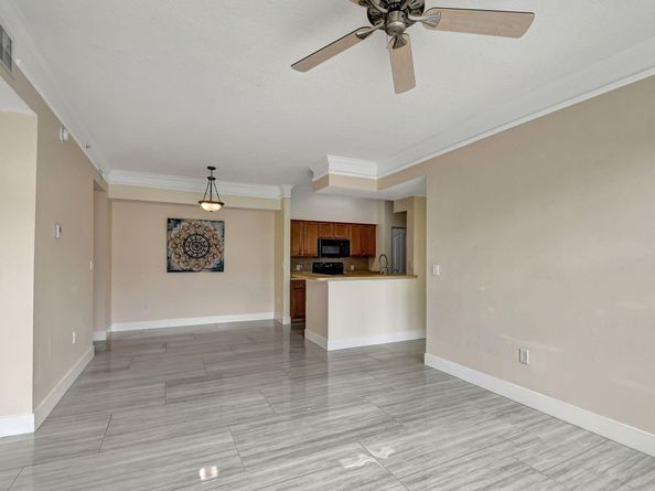 9873 Baywinds Drive 5302, West Palm Beach FL 33411