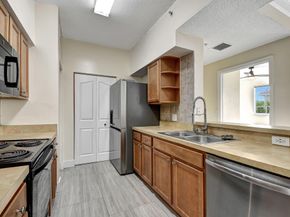 9873 Baywinds Drive 5302, West Palm Beach FL 33411