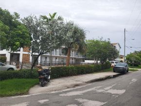 1021 NE 24th Ave 30, Pompano Beach FL 33062