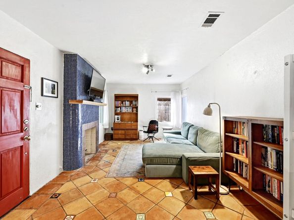 1717 E 38th 1/2 ST, Austin TX 78722