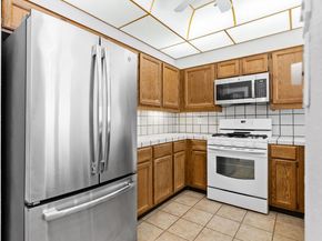 10819 Crown Colony DR 11, Austin TX 78747