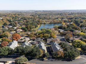 10819 Crown Colony DR 11, Austin TX 78747