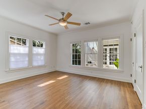 1609 Linscomb Ave, Austin TX 78704