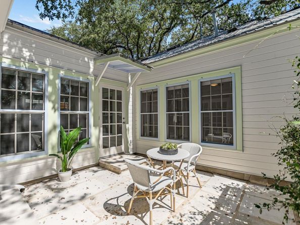 1609 Linscomb Ave, Austin TX 78704