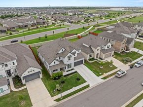 372 Hollister DR, Liberty Hill TX 78642