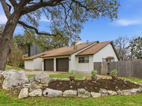 8142 Ceberry DR B, Austin TX 78759