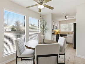 8142 Ceberry DR B, Austin TX 78759