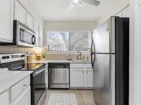 8142 Ceberry DR B, Austin TX 78759