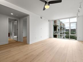 210 Lee Barton DR 517, Austin TX 78704