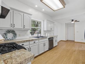 400 Split Oak DR, Pflugerville TX 78660
