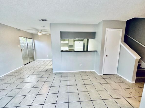 5305 Woodland Oaks CT, Austin TX 78744