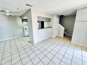 5305 Woodland Oaks CT, Austin TX 78744