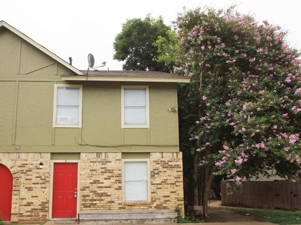 5305 Woodland Oaks CT, Austin TX 78744