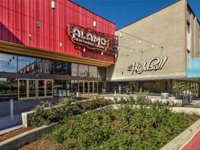 3204 Menchaca RD 305, Austin TX 78704
