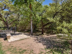 3204 Menchaca RD 305, Austin TX 78704