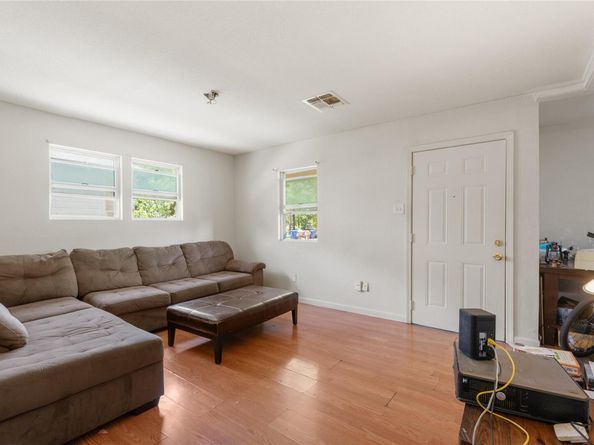 7105 Bethune Ave, Austin TX 78752