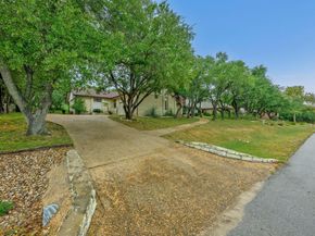 137 Long Wood Ave, Lakeway TX 78734