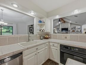 137 Long Wood Ave, Lakeway TX 78734