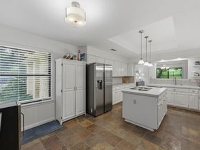 137 Long Wood Ave, Lakeway TX 78734