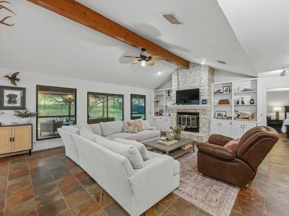 137 Long Wood Ave, Lakeway TX 78734