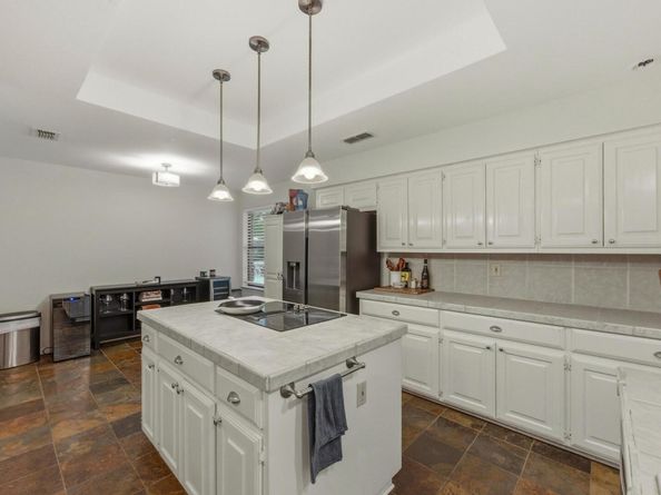 137 Long Wood Ave, Lakeway TX 78734