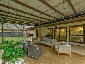 137 Long Wood Ave, Lakeway TX 78734