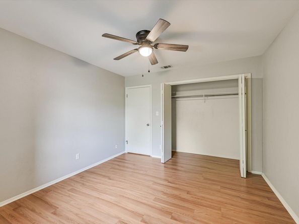 6718 Silvermine DR 903, Austin TX 78736