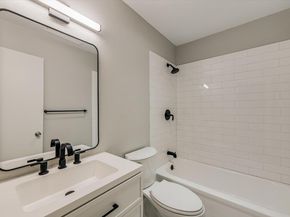 6718 Silvermine DR 903, Austin TX 78736