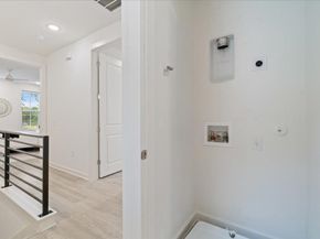 2624 Metcalfe RD 10, Austin TX 78741