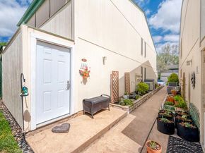 6718 Silvermine DR 1004, Austin TX 78736
