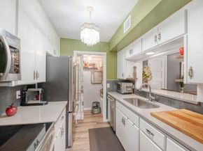 6718 Silvermine DR 1004, Austin TX 78736