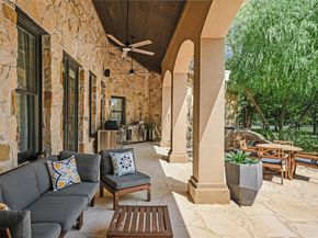 100 Dovetail LN, Georgetown TX 78628