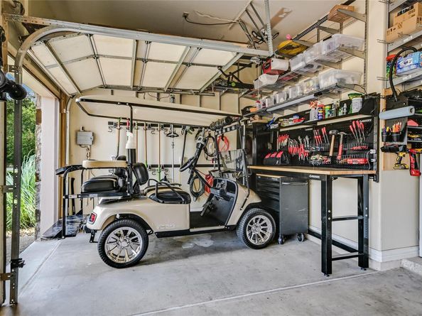100 Dovetail LN, Georgetown TX 78628