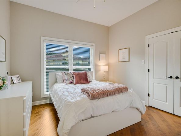 100 Dovetail LN, Georgetown TX 78628