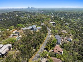 909 Redbud TRL, West Lake Hills TX 78746