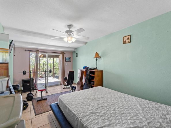 909 Redbud TRL, West Lake Hills TX 78746